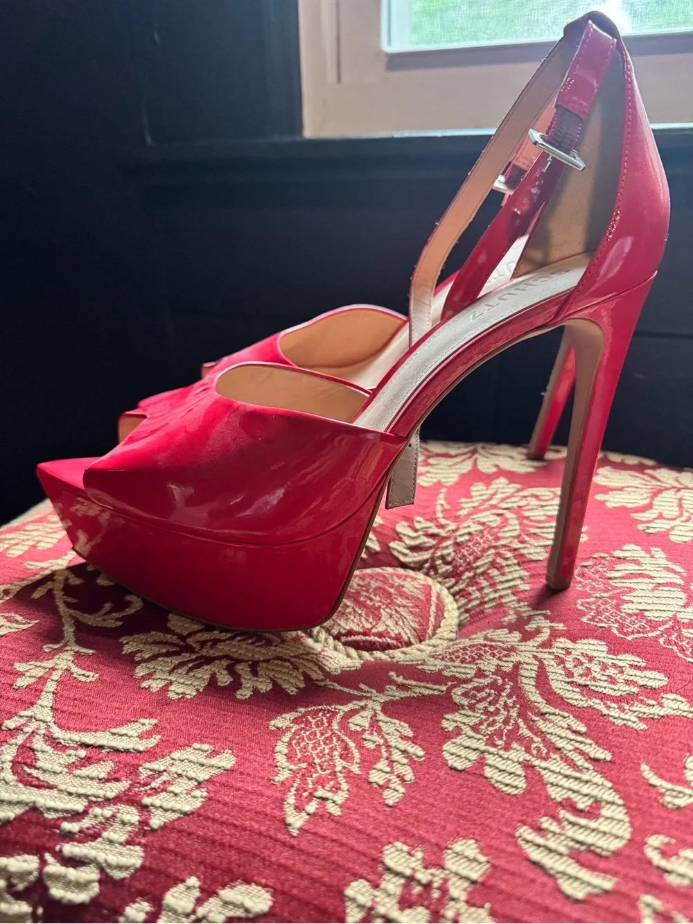 SCHUTZ Red Patent Peep-Toe Platform Sandals